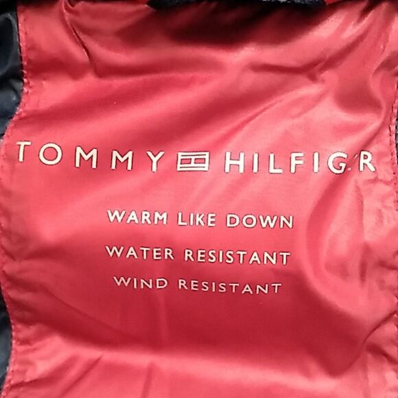 Tommy Hilfiger NWT Men's Black Shine Hooded Puffer Coat. Size Small - Picture 14 of 16